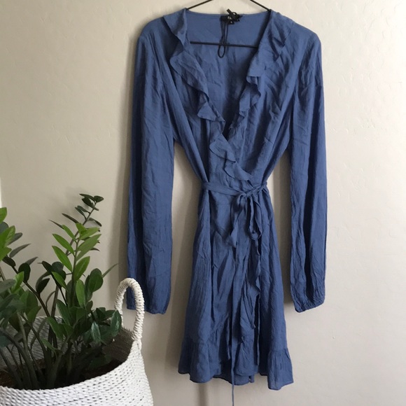 PAIGE Shawna Ruffe Wrap Dress - Picture 3 of 8